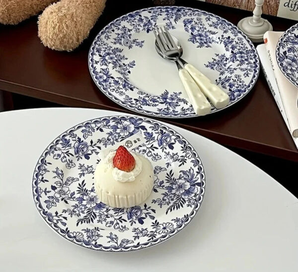 Assiette Porcelaine Japonaise Élégante et Durable – Image 2